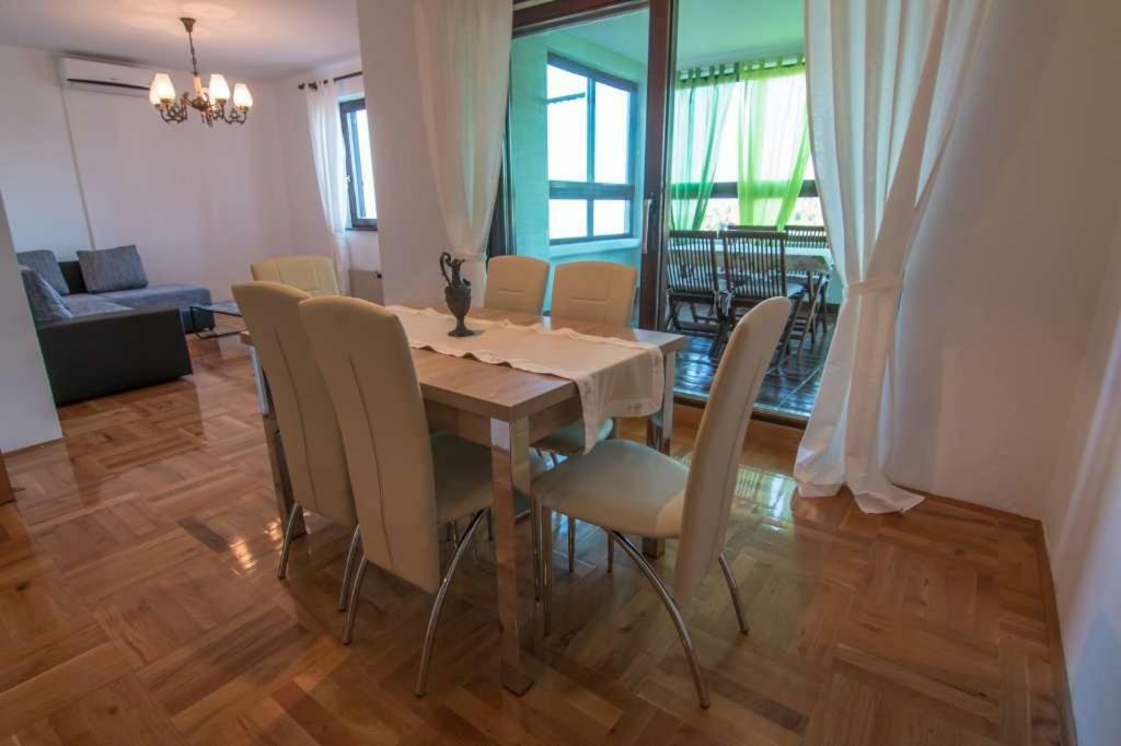 Sea View Apartment Mali Losinj Exterior photo